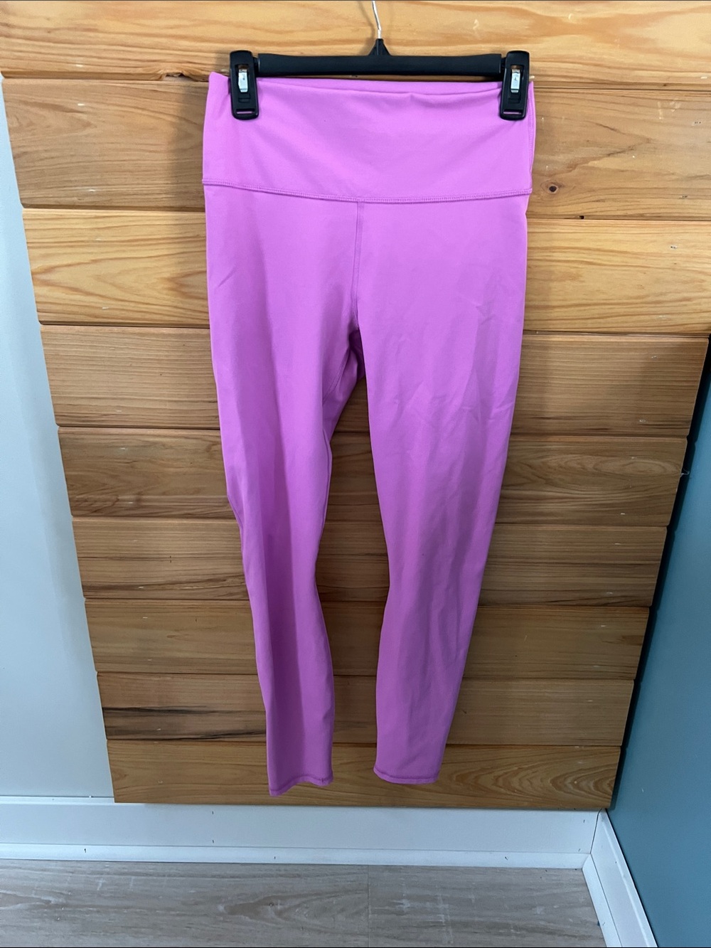 Fabletics High-Waist Leggings in Bright Pink